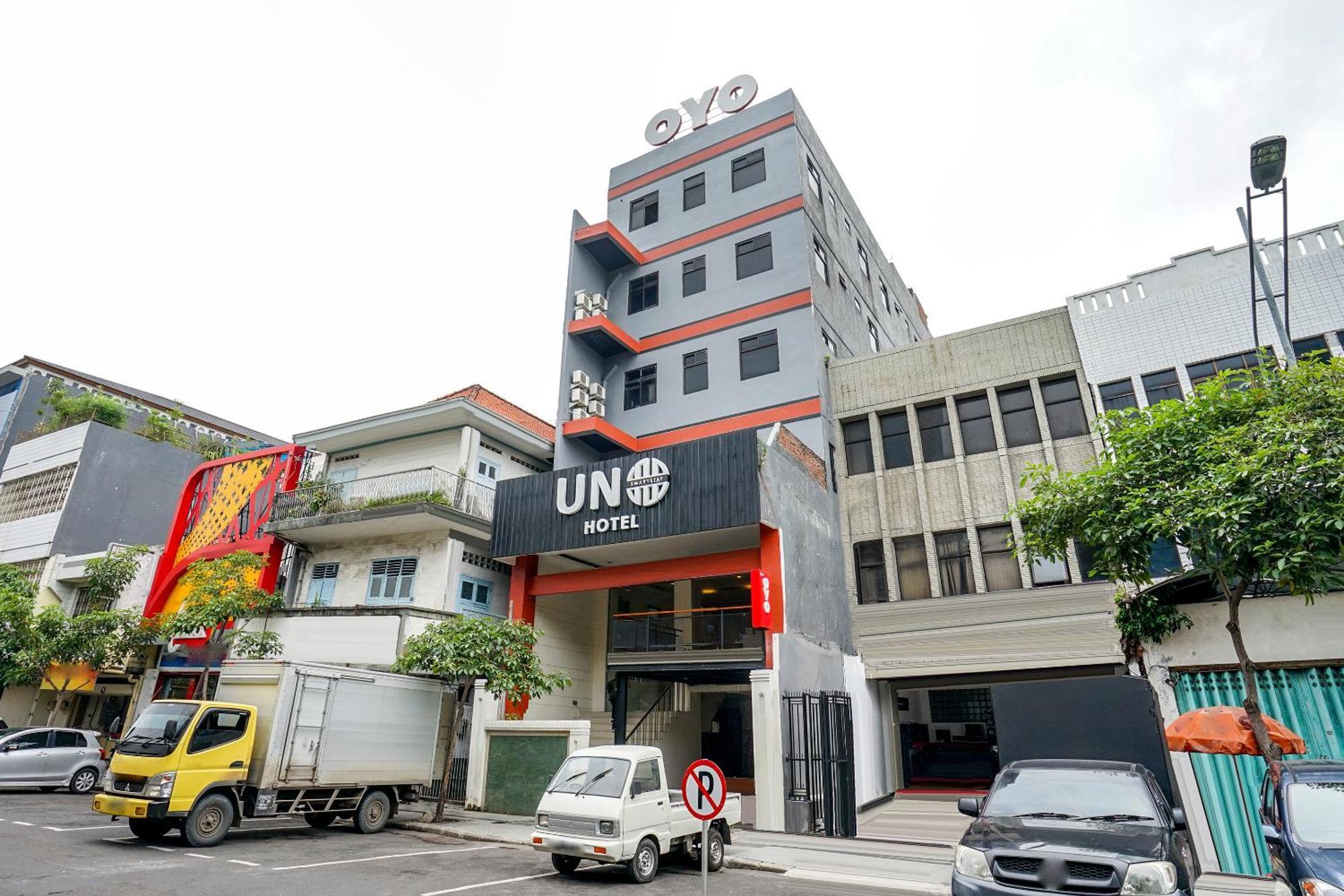 Hotel O Genteng Near Genteng Market Formerly Uno Hotel Surabaya Luaran gambar