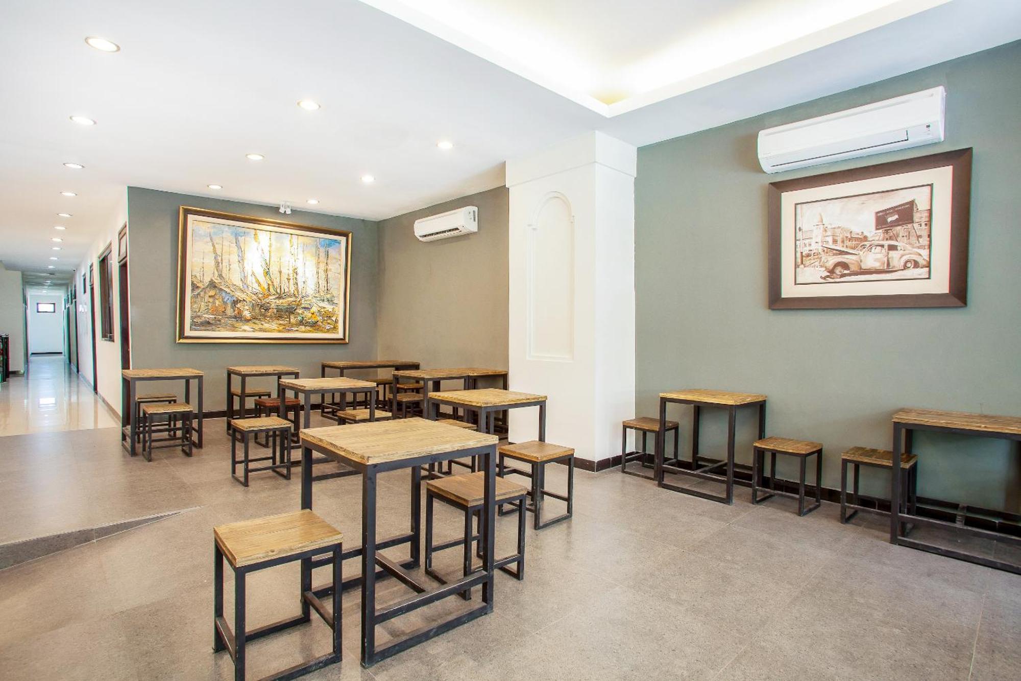 Hotel O Genteng Near Genteng Market Formerly Uno Hotel Surabaya Luaran gambar